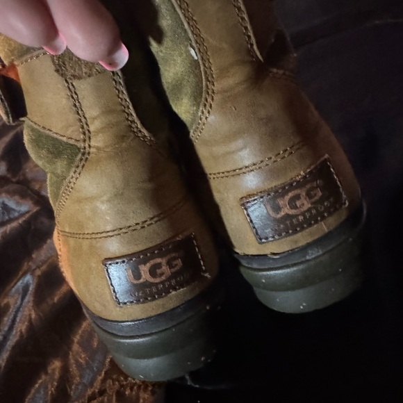 Women’s UGG Shearling Cecile Duck Snow Boots In Chestnut Leather - Picture 6 of 7